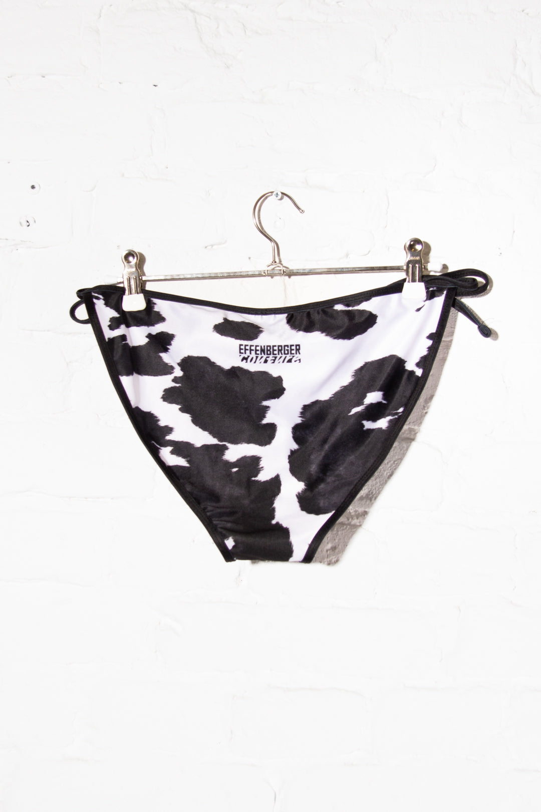 Cow Swim - Sample